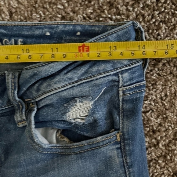 American Eagle Outfitters Blue Distressed Jeans - Picture 6 of 7